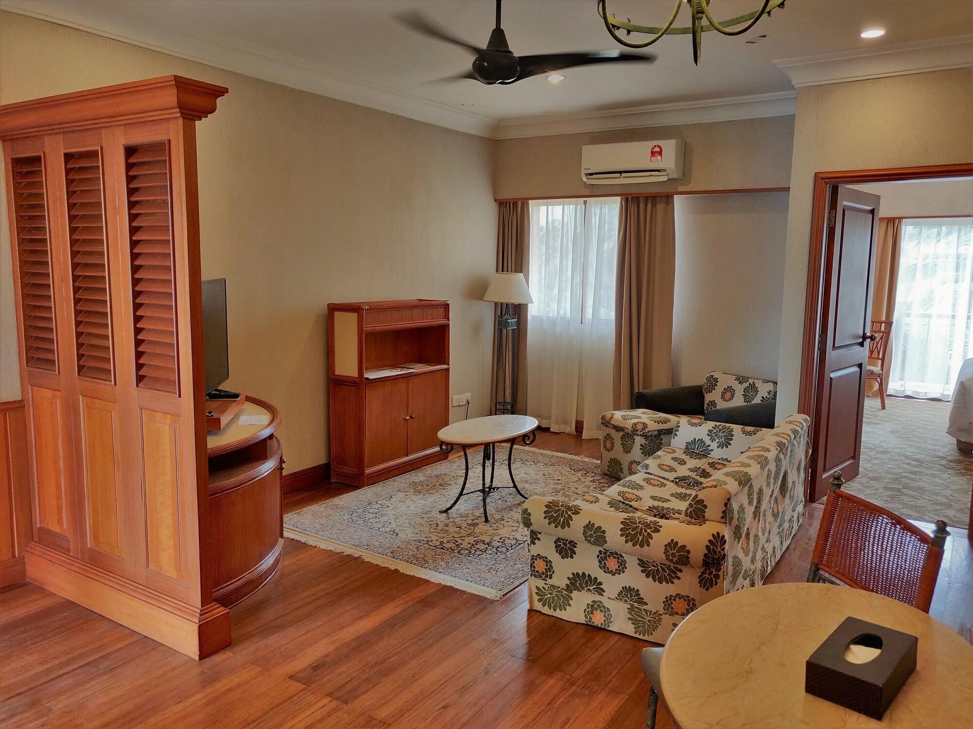Tiara Labuan Hotel Dış mekan fotoğraf