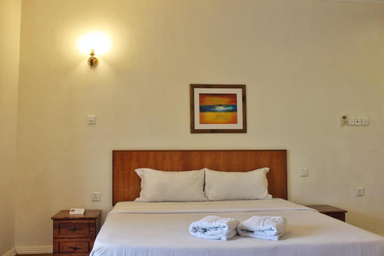 Tiara Labuan Hotel Dış mekan fotoğraf